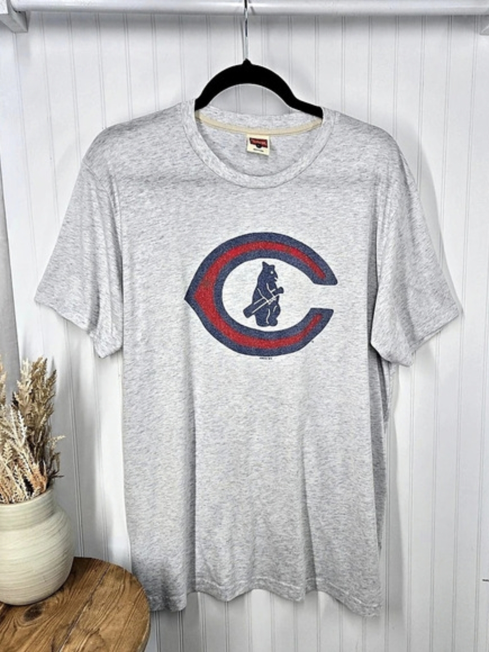 Homage Chicago Cubs Retro Waving Bear T-Shirt Gray & Red XL MLB Vintage Style